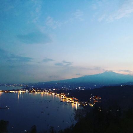 Appartamento Nicoletta Taormina Bagian luar foto